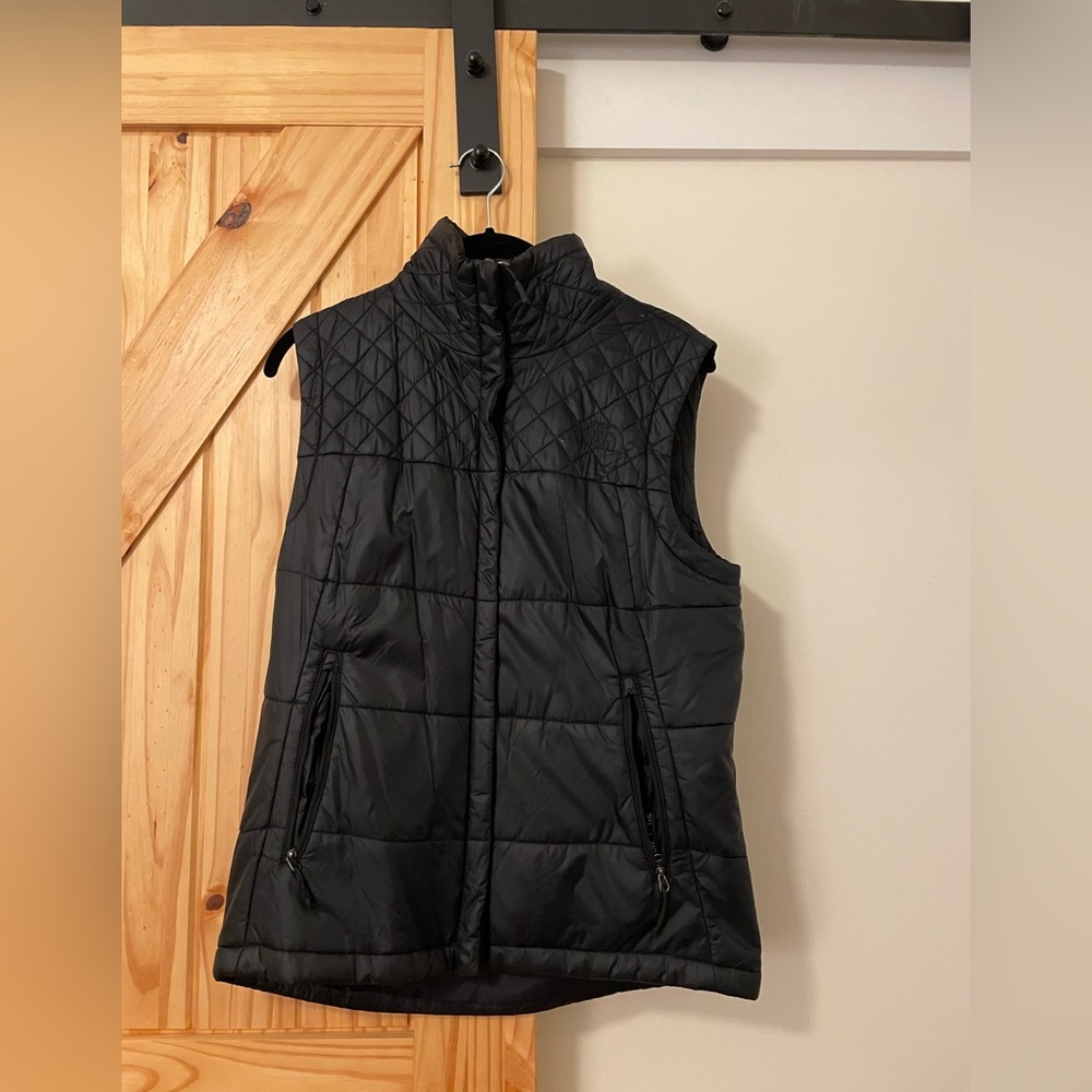 Women’s Northface Vest